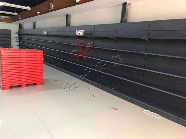 商丘某購物廣場(chǎng)商超貨架案例